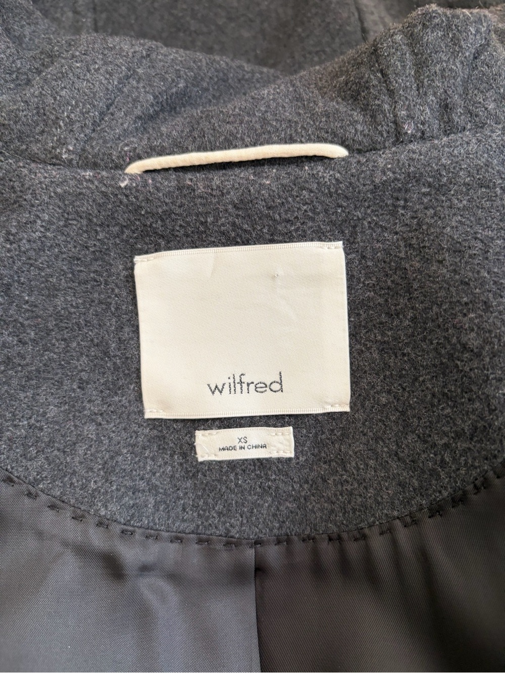 Aritzia Wilfred Charcoal Hooded Lined Belted Wool Coat Size XS - Picture 7 of 8